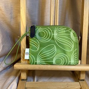 NWOT Orla Kiely zip around wristlet